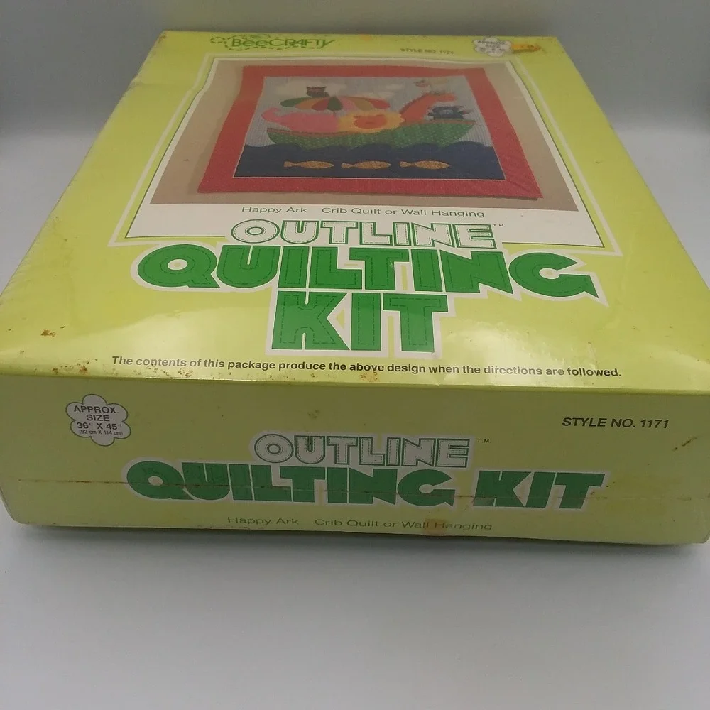 Vintage Bee Crafty Happy Ark Crib Quilt Kit  36 x‎ 45 Wall Hanging Decor USA NOS